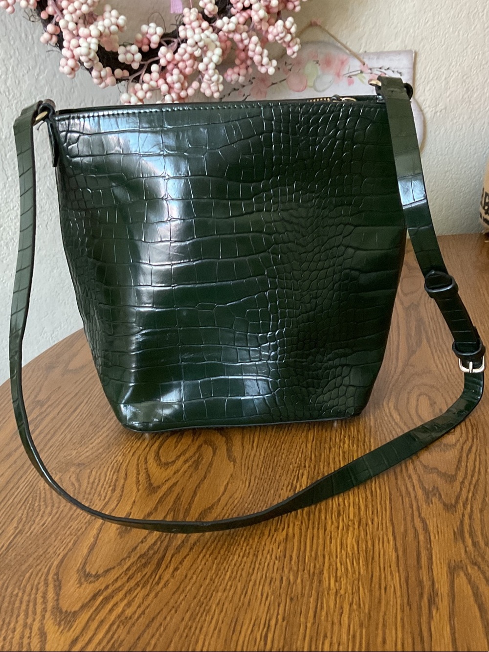 H&M Dark Green Croc-Embossed Crossbody Bag